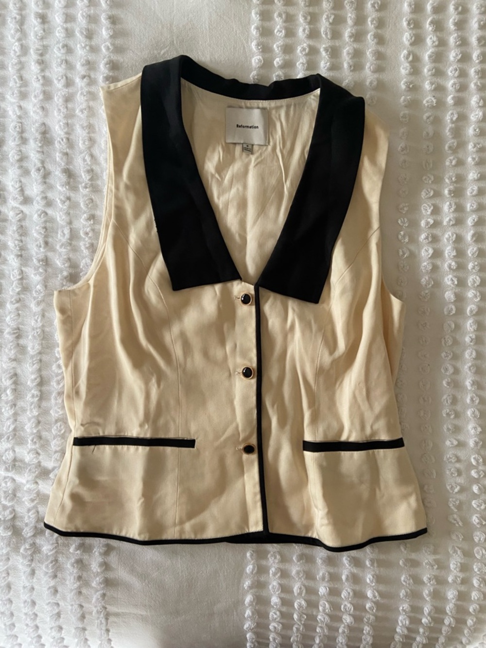 NWOT Reformation Black and Cream Vest